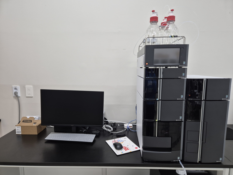 고성능액체크로마토그래피(HPLC)
